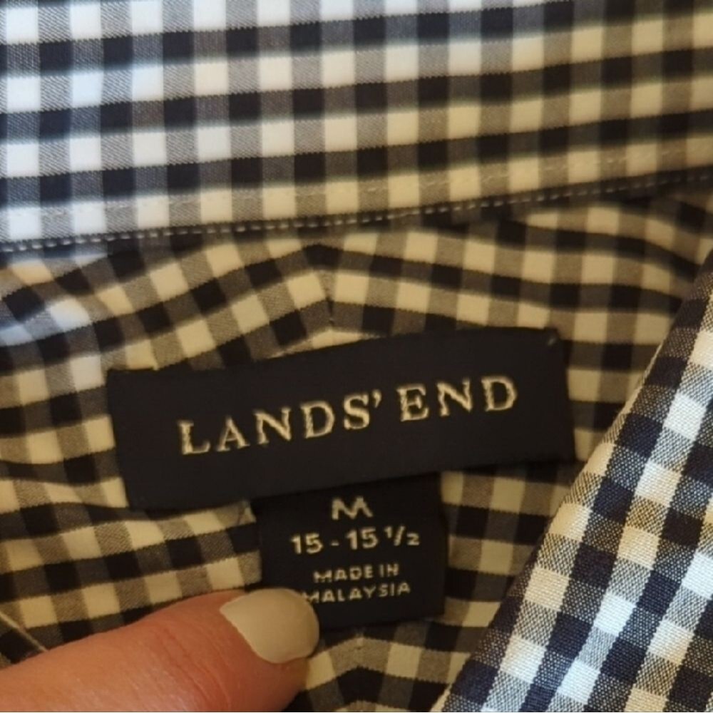 Lands' End Men's Black Checkered Button Down Shirt - Picture 2 of 8